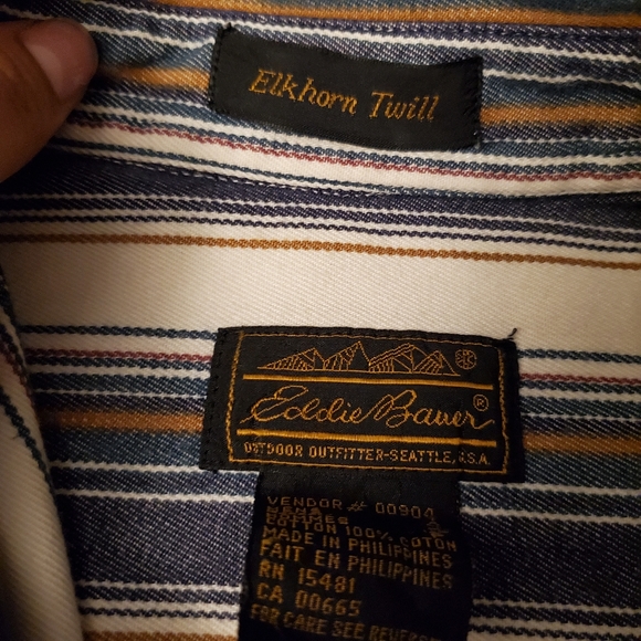 Eddie Bauer elkhorn twill button up striped shirt - Picture 3 of 5